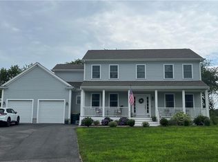 113 Elm St, Portsmouth, RI 02871