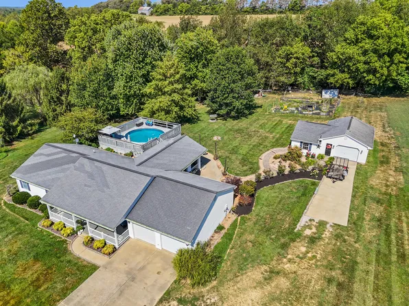 3935 Alum Springs Rd, Danville, KY 40422