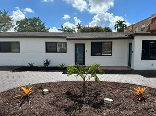 1050 W 37th St, Hialeah, FL 33012