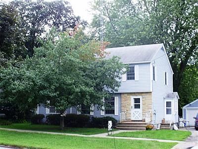 1st image of 427 N 9th St