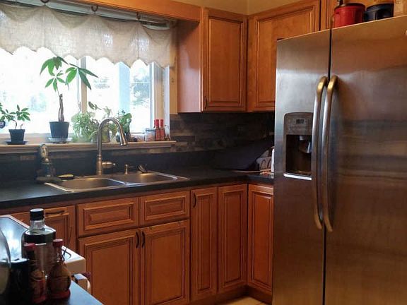 4th image of 130 Georgia Pl