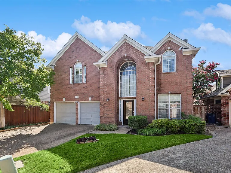 14625 Windsor Ct — Photo 41