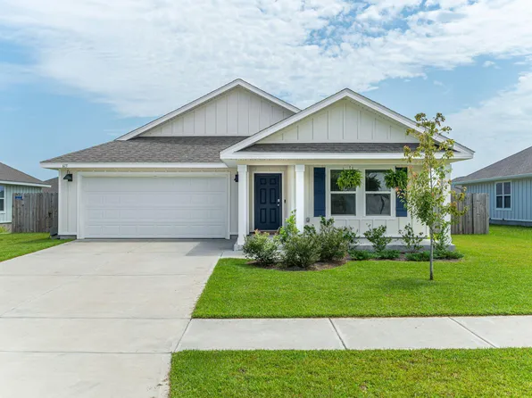 615 Champ Trl, Crestview, FL 32539