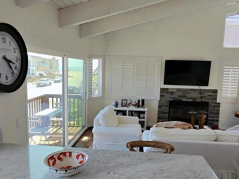 5121 Neptune Sq — Photo 18