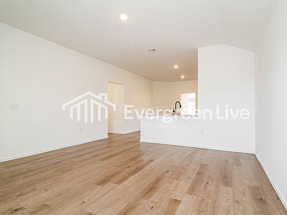 3rd image of 1833 Rock Elm Dr