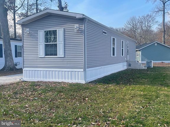 2nd image of 94 White Oak Dr