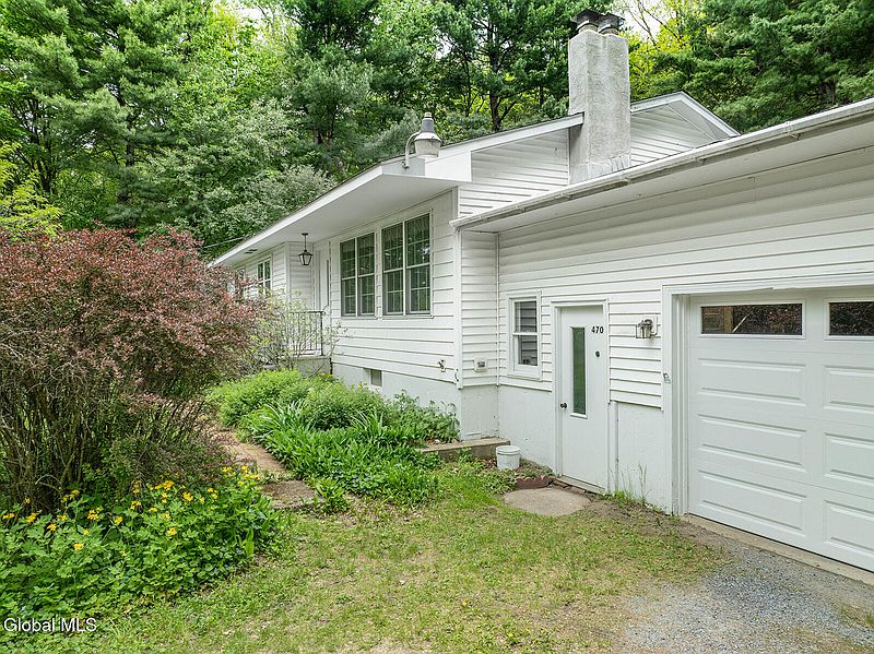 2nd image of 470 Hoag Road