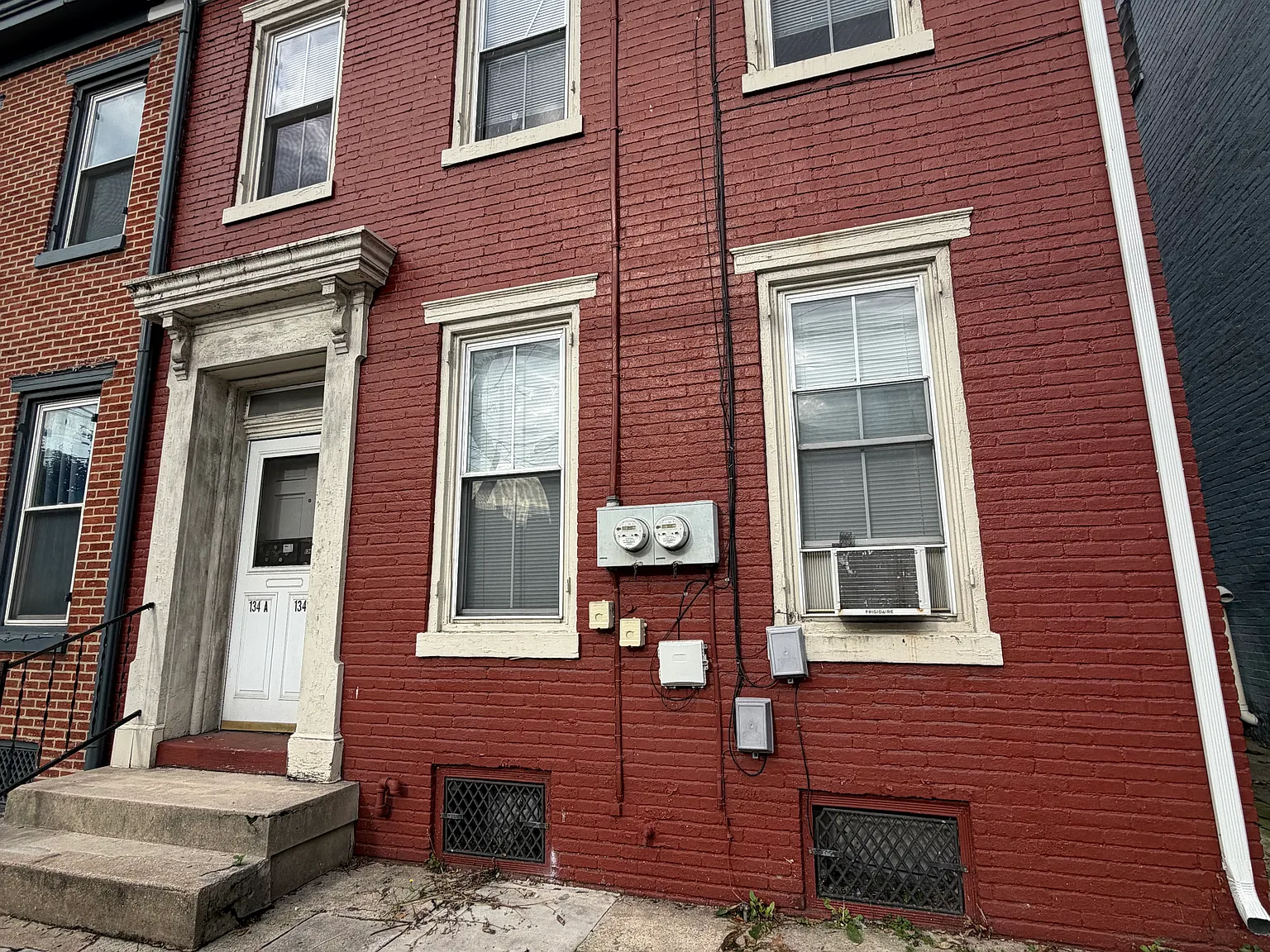 2 bed, 650 sqft, $1,100 — Photo 1
