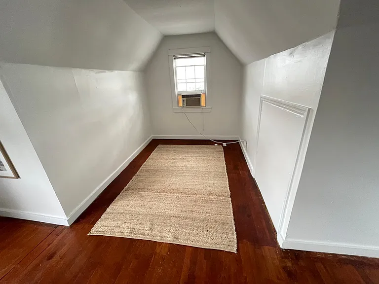 2613 Westwood Dr — Photo 8