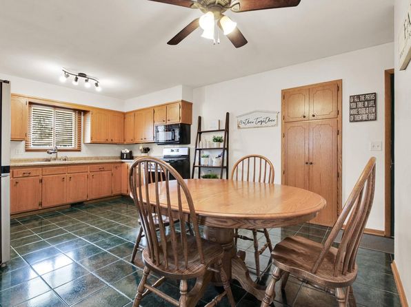 2010 Hemlock STREET, West Bend, WI 53090