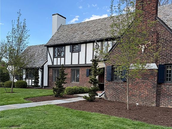 3rd image of 670 Hoffman St