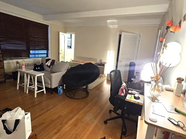 455 W 34th St #12HH, New York, NY 10001