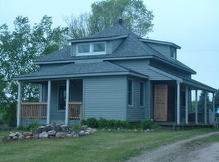 8128 Hency Rd, Kingsley, MI 49649