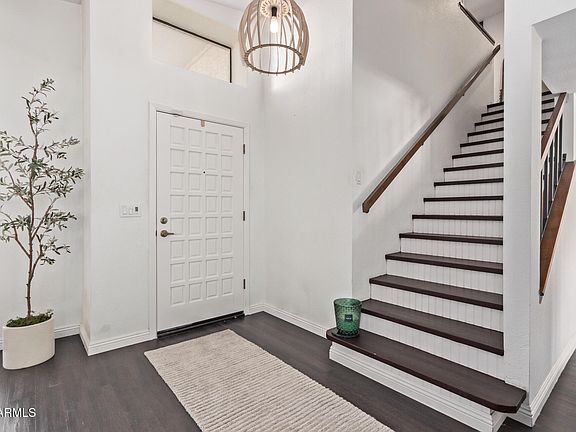 5th image of 605 W KINGS Avenue