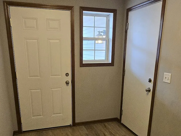 18401 Lafayette Way — Photo 7