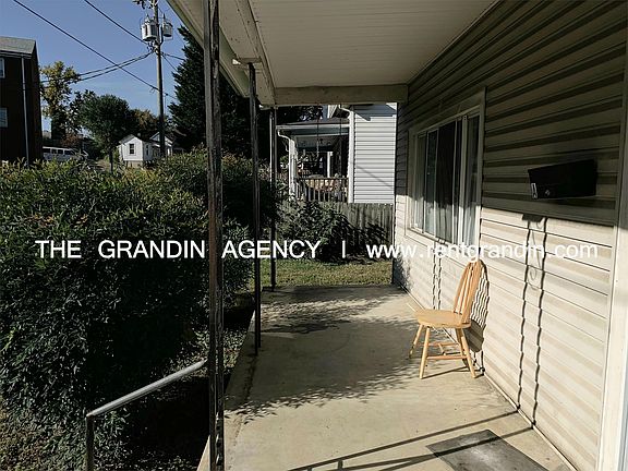4th image of 732 Mountain Ave SE #B