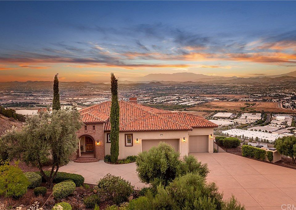 1st image of 42365 Vista Montana Ct