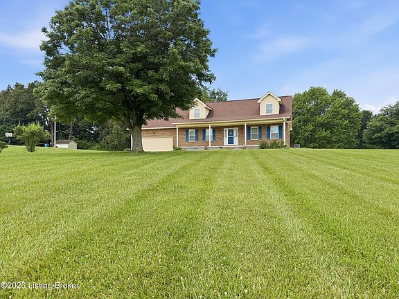 3rd image of 65 Brenda Ct