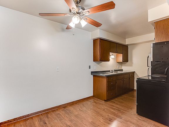 4th image of 1932 10th Ave APT 3G