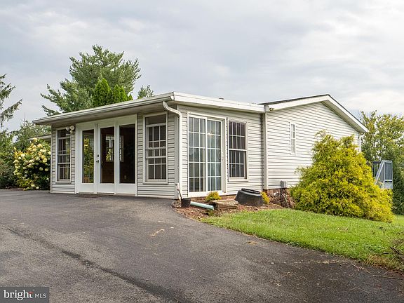 5th image of 4689 Morgantown Rd