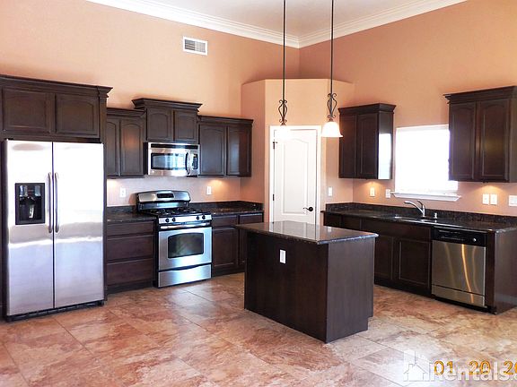 5th image of 5444 Roberto Avalos Ct