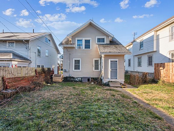 3rd image of 1080 Linden Ave