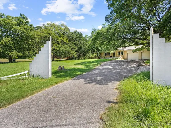 800 Henson Rd, Madill, OK 73446