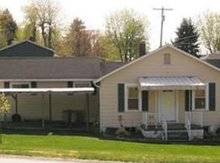 7 Stitt Ave, Leechburg, PA 15656