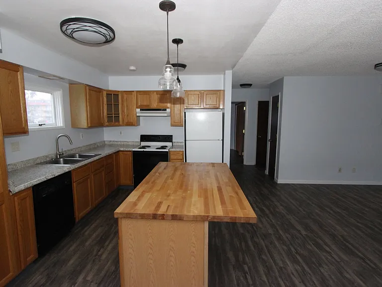 2752 W 42nd Ave #1 — Photo 4