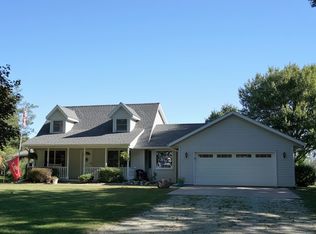 1706 W North Shore Dr, Mahomet, IL