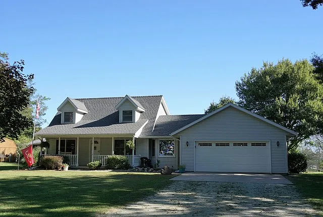 1706 W North Shore Dr photo 1