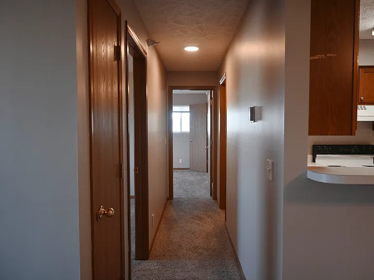 112 E Glenmore Dr — Photo 30