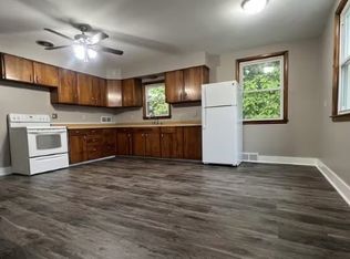 1720 Avoca St, Dubuque, IA 52001