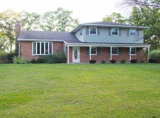 5637 Mark Dale Dr, Centerville, OH 45459