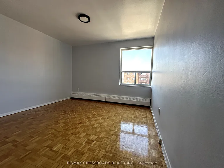 1181 Ellesmere Rd #406 — Photo 5