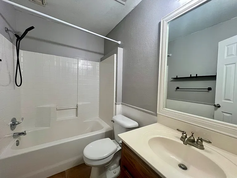 4813 SE 87th Ter — Photo 8