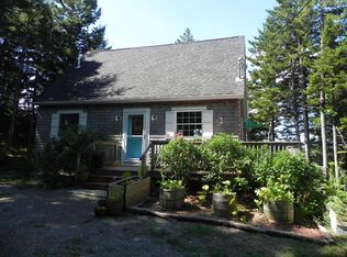 10 Ledge Ln, Lubec, ME 04652