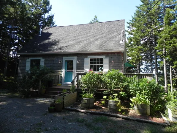10 Ledge Lane, Lubec, ME 04652