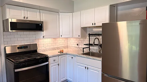 597 S Main St #2 Photo 1