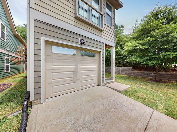 5th image of 100 Shiaway Ct