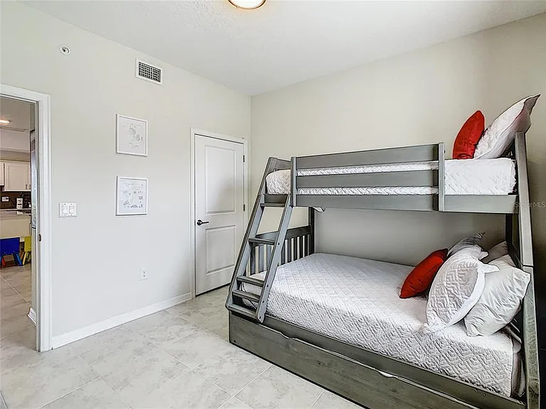 3161 Paradox Cir #101 — Photo 20