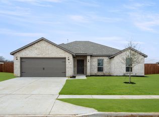 417 Basalt Dr, Azle, TX 76020