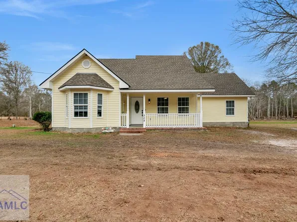 524 Hodges Rd, Hinesville, GA 31313
