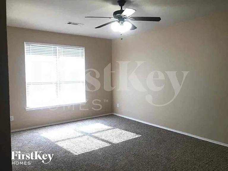 13221 Settlers Trl — Photo 17