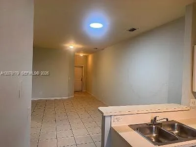 Mowry Villas — Photo 3
