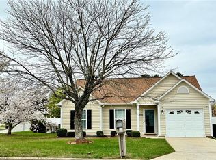 3709 Tuxford Ln, Jamestown, NC 27282