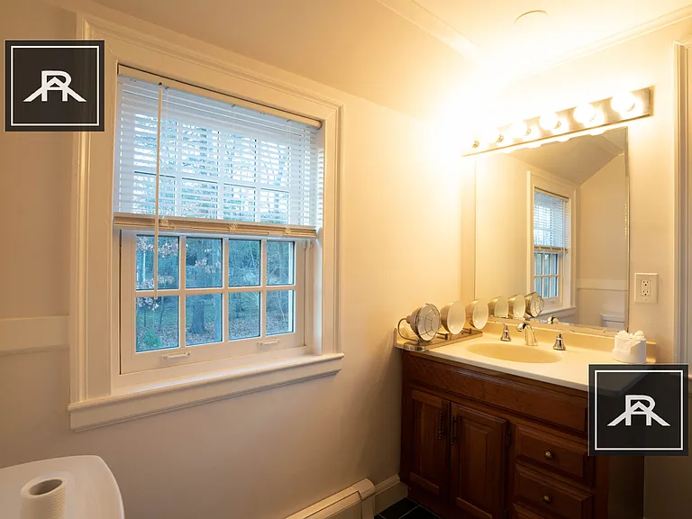 42 Puddingstone Ln — Photo 40
