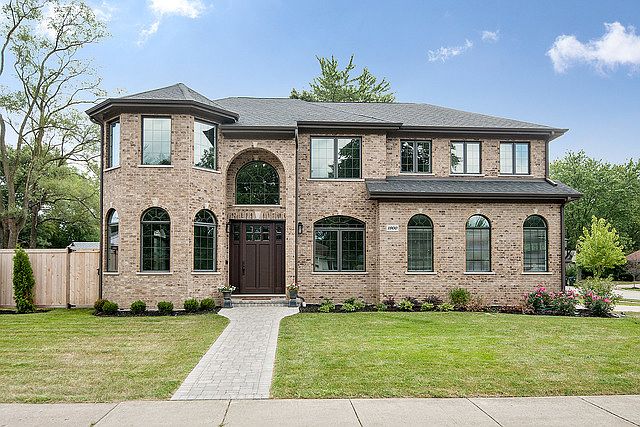 1st image of 1900 Big Oak Ln