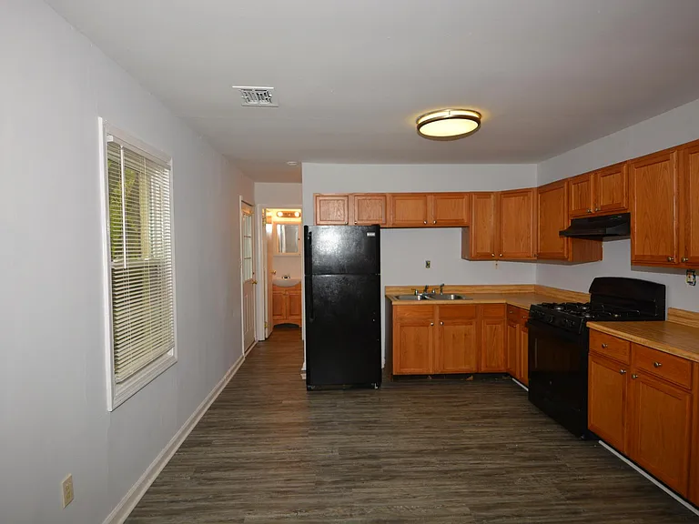 1086 Wellspring Dr — Photo 6