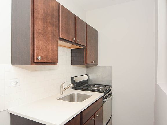2nd image of 1627 N Humboldt Blvd #K2